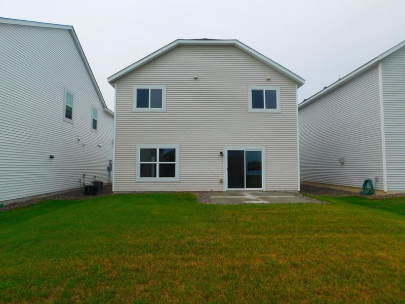 6869 101st St S, Cottage Grove, MN 55016