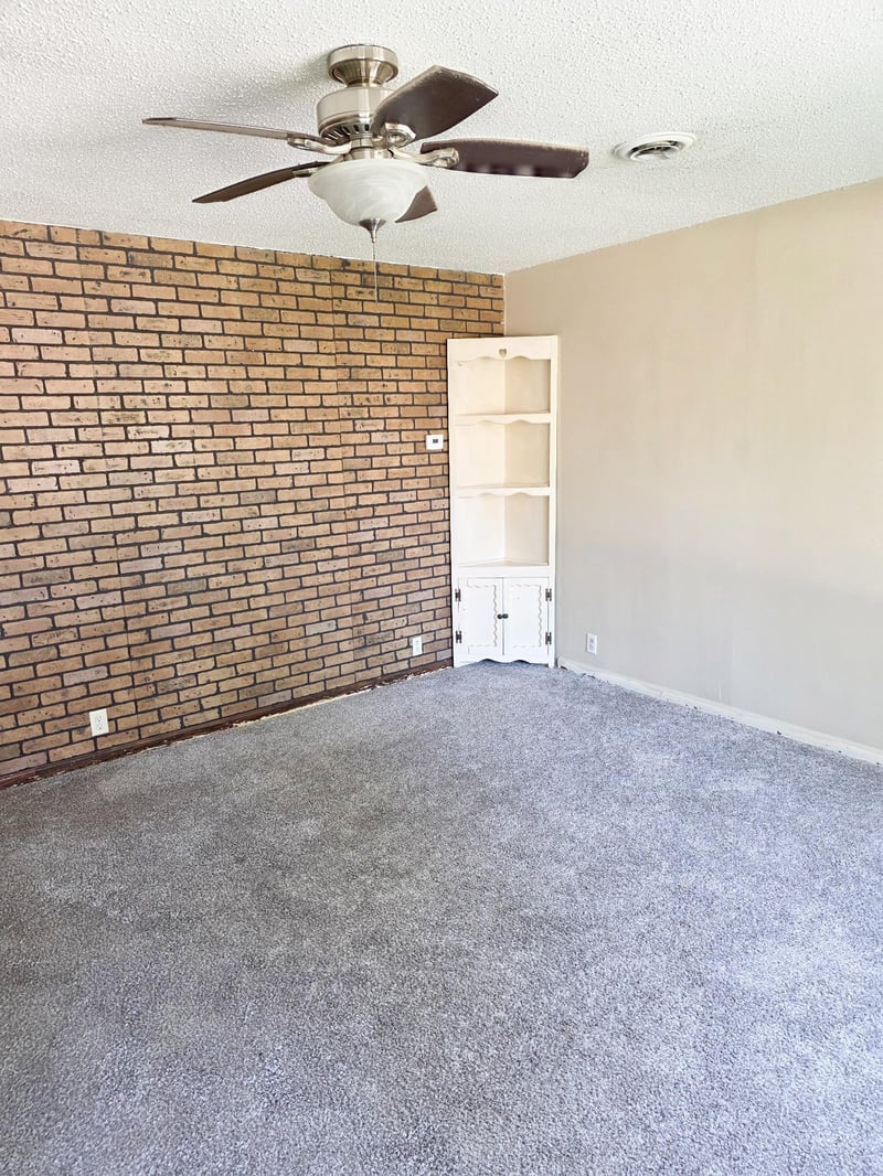 704 Dover St, Worthington, MN 56187