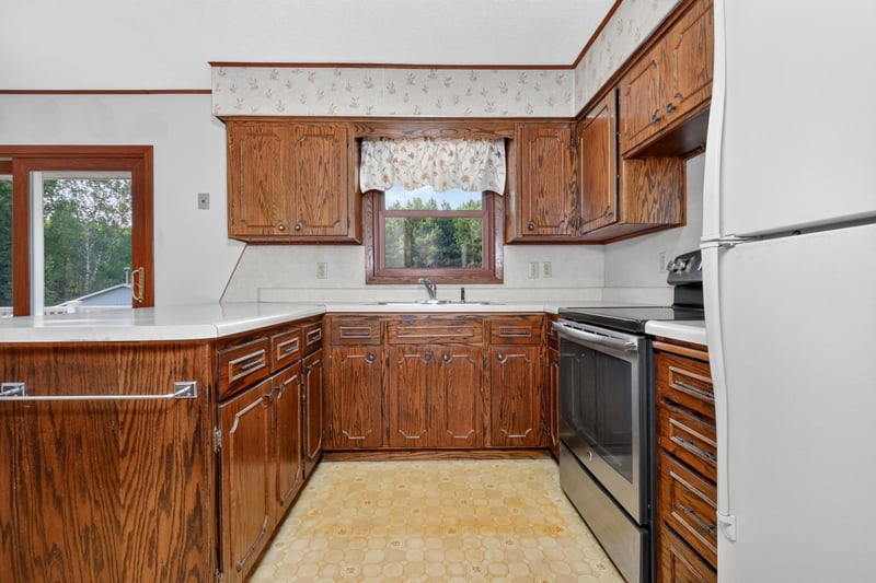 34264 N Shoal Lake Rd, Grand Rapids, MN 55744