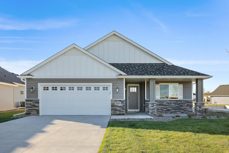 17742 Hoover St NW, Elk River, MN 55330