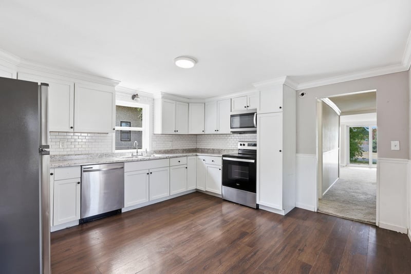 538 Jackson Ave NW, Elk River, MN 55330