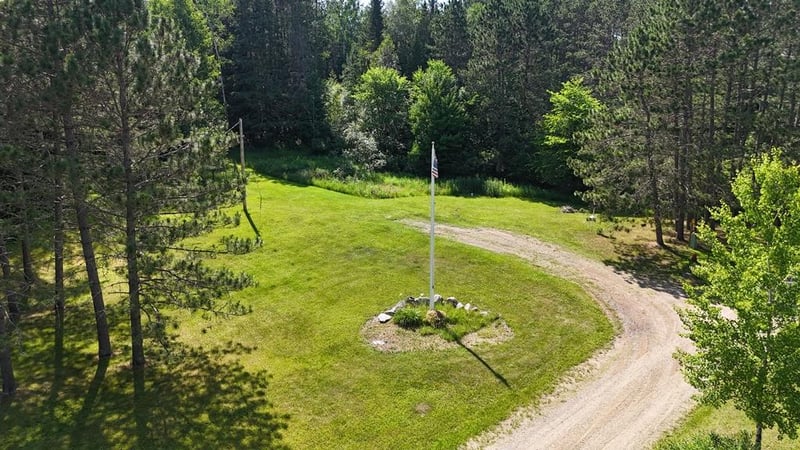 53131 Little Spring Rd, Spring Lake, MN 56680