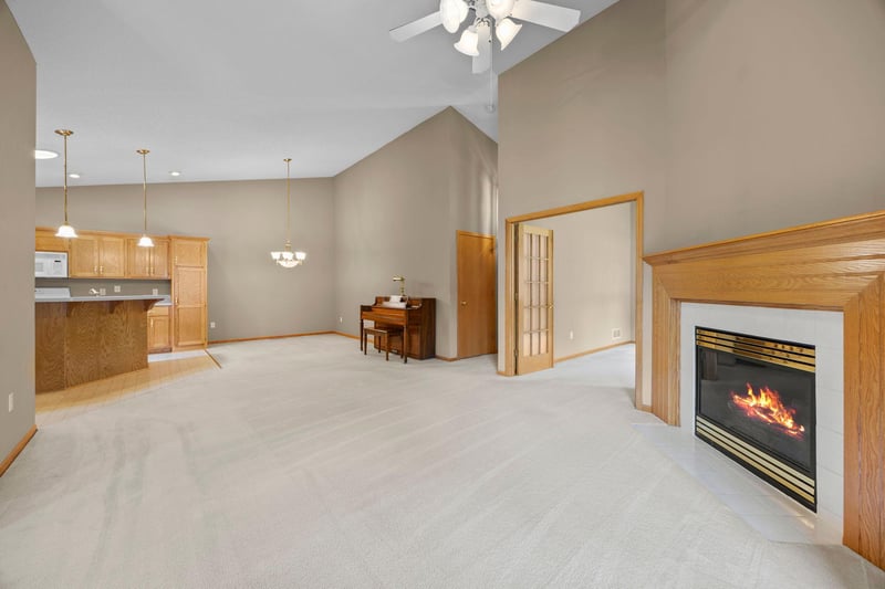 2865 117th Ave NW, Coon Rapids, MN 55433