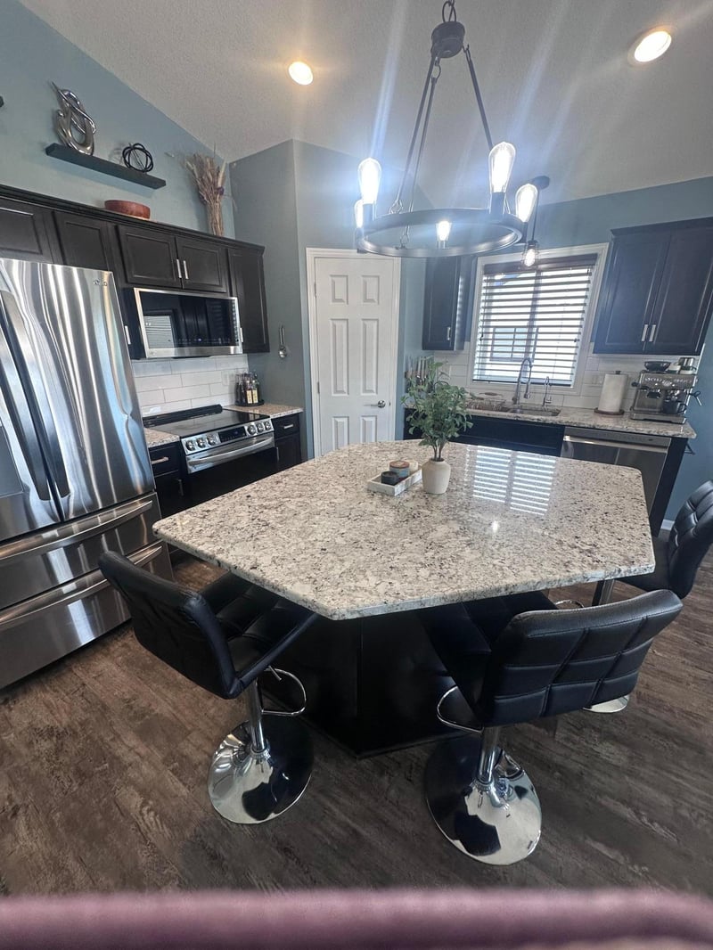201 14th Ave NW, Kasson, MN 55944