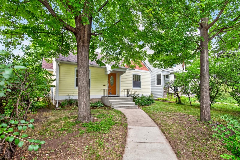 3901 Quail Ave N, Robbinsdale, MN 55422