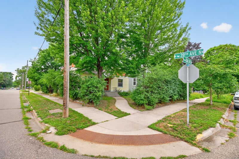3901 Quail Ave N, Robbinsdale, MN 55422