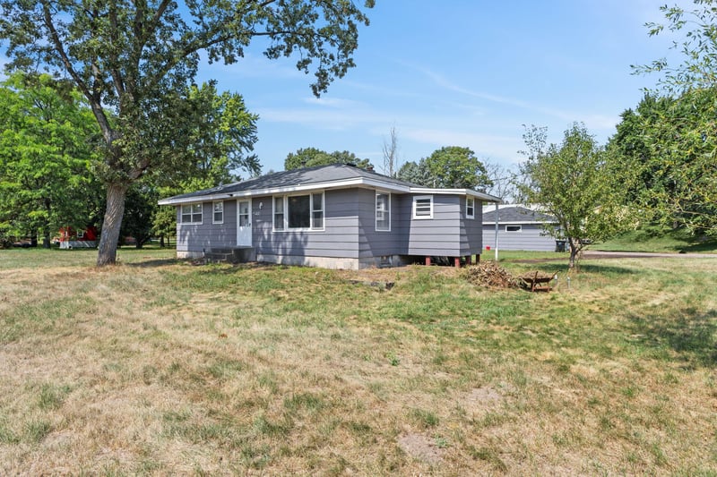 4235 229th Ave NE, Bethel, MN 55005