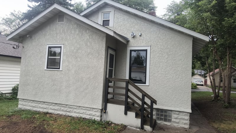 1264 Bush Ave, Saint Paul, MN 55106