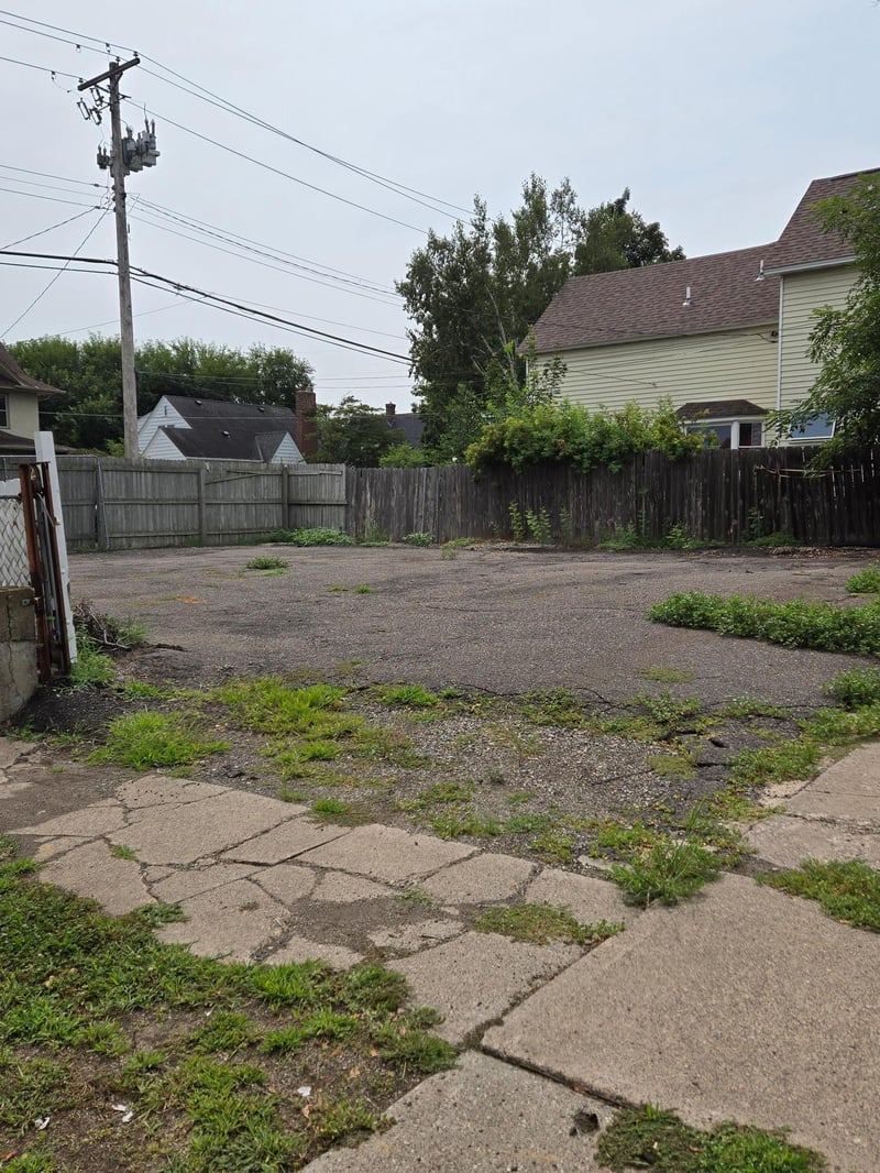 237 Richmond St, Saint Paul, MN 55102