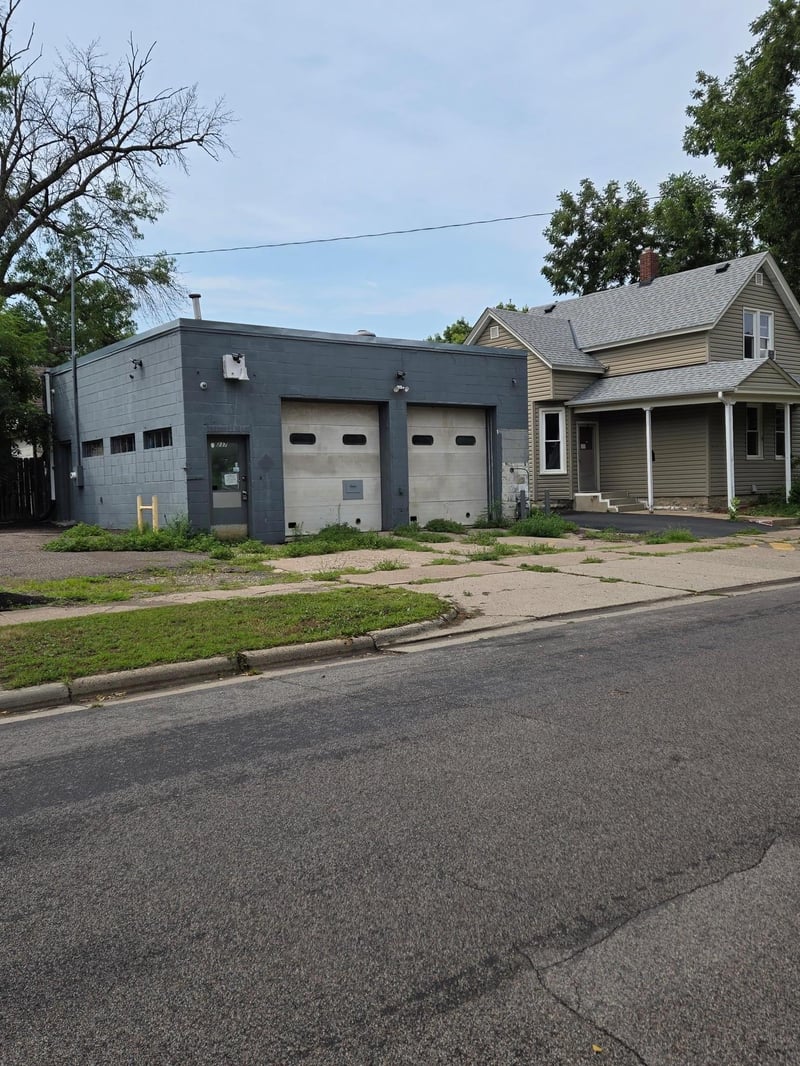 237 Richmond St, Saint Paul, MN 55102