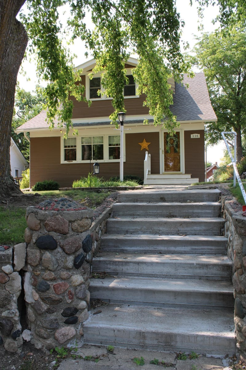 116 Grant St S, Lake Benton, MN 56149