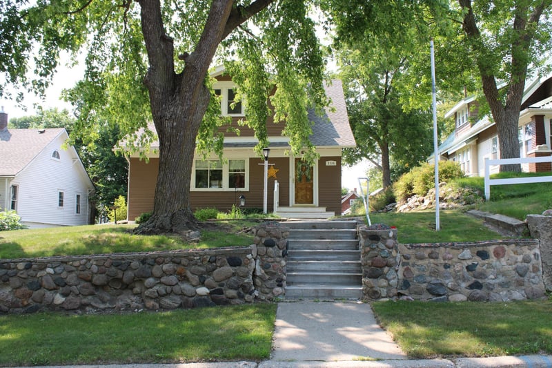 116 Grant St S, Lake Benton, MN 56149