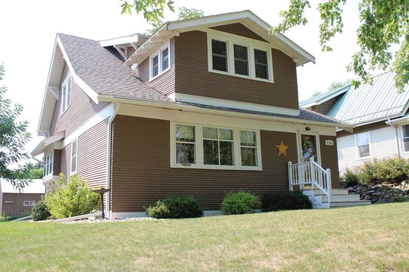 116 Grant St S, Lake Benton, MN 56149