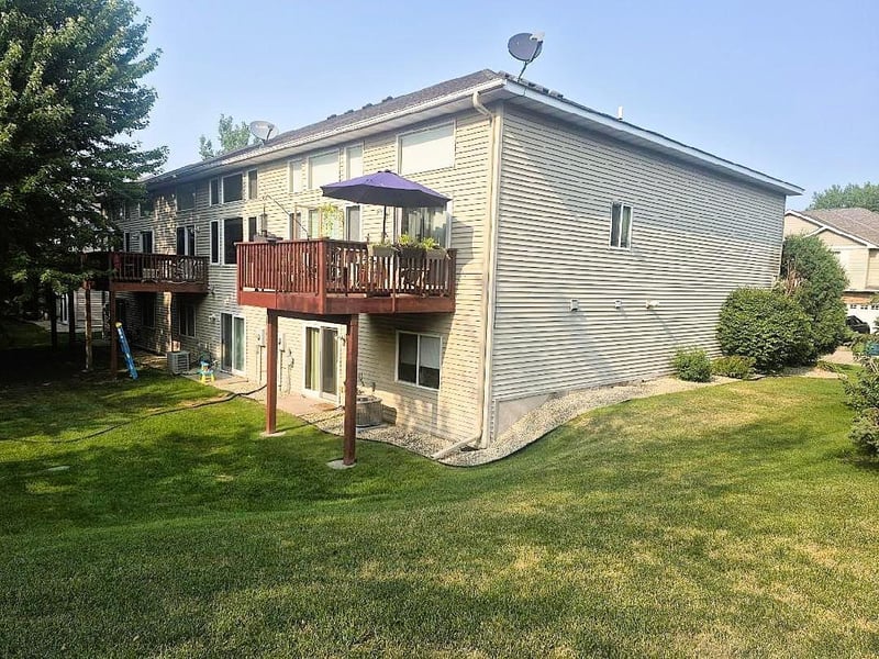 4806 200th St N, Forest Lake, MN 55025