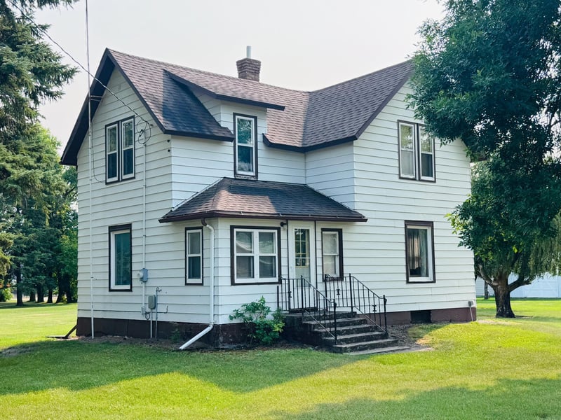 185 Red Lake Ave E, Plummer, MN 56748