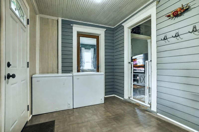124 Arnold St, West Concord, MN 55985