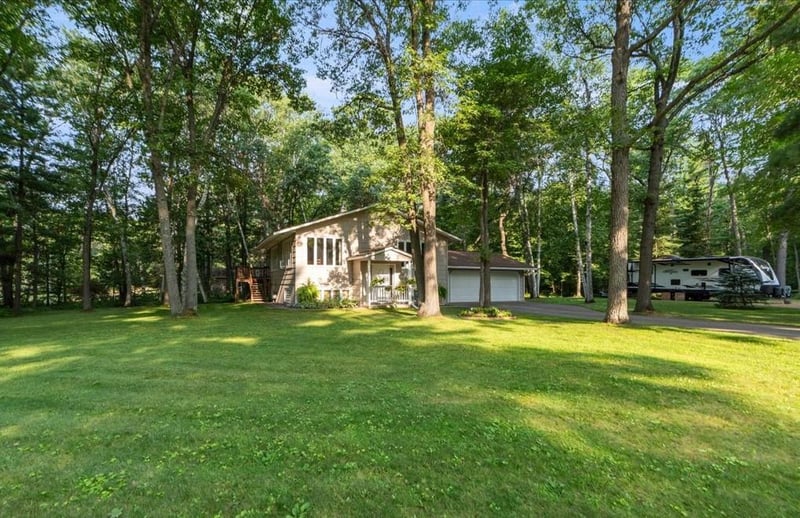20535 Ward Ave, Brainerd, MN 56401