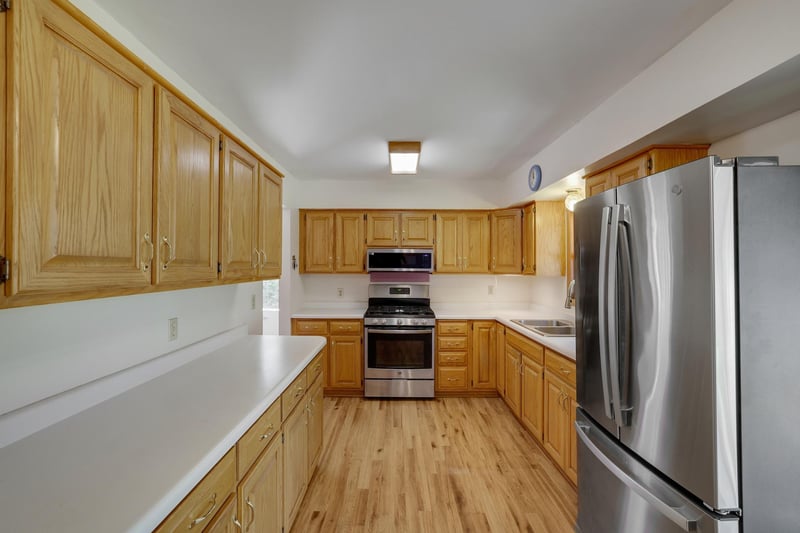 7314 Hayes St NE, Fridley, MN 55432