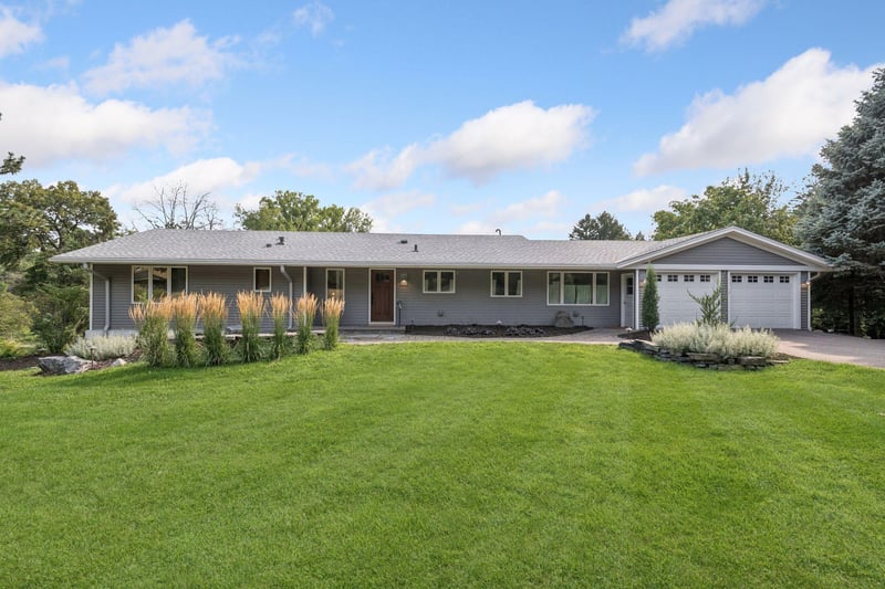 15803 Holdridge Rd E, Wayzata, MN 55391
