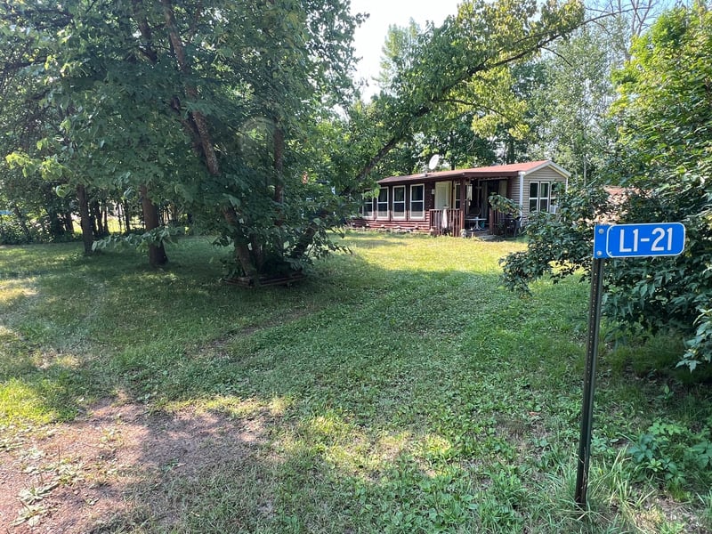 L1-21 & L1 22 Londontown, Aitkin, MN 56431
