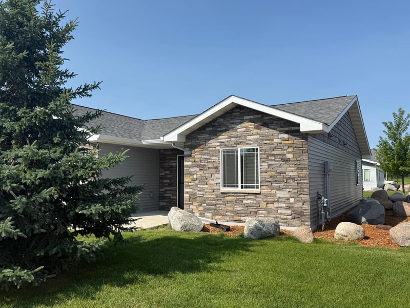 1615 30th St NW #23, Bemidji, MN 56601