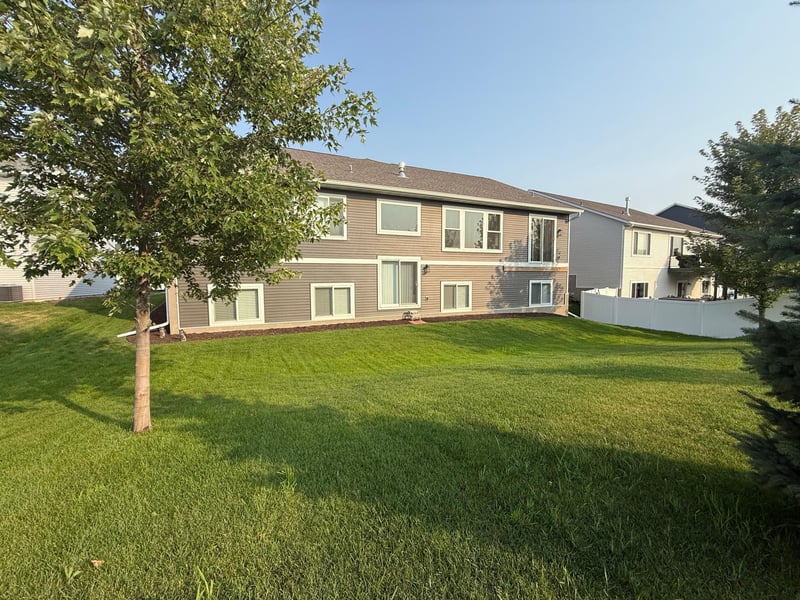 4538 Savanna Trl, Chaska, MN 55318