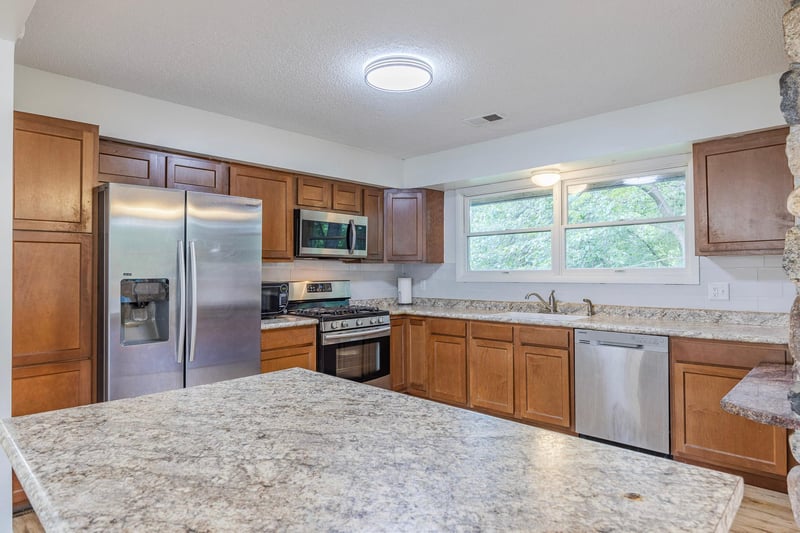 1212 44 1/2 Ave NE, Columbia Heights, MN 55421