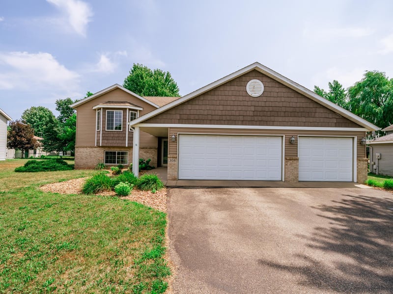 308 19th Ave N, Sartell, MN 56377