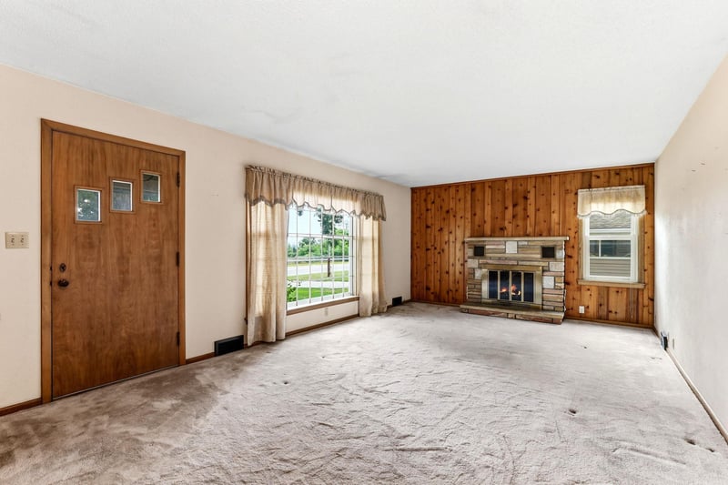 13176 Point Douglas Dr S, Hastings, MN 55033