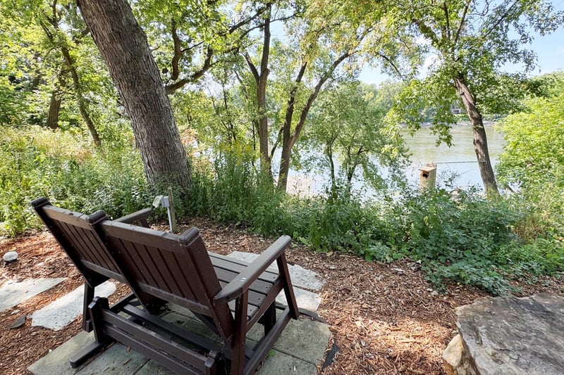 165 Hartman Cir NE, Fridley, MN 55432
