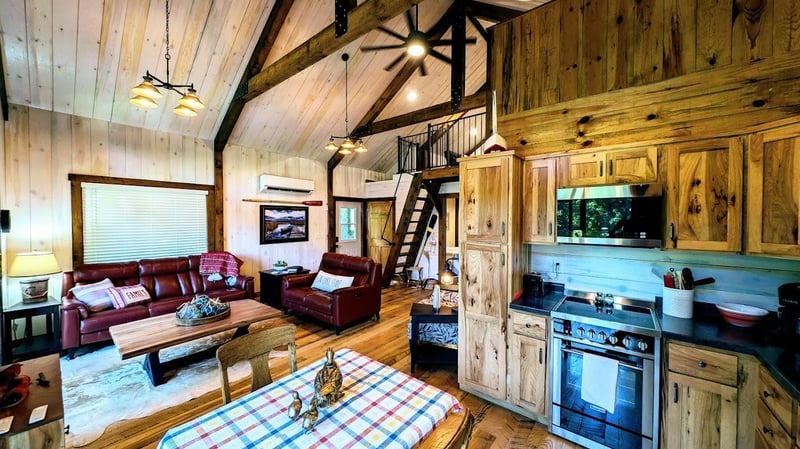 W14418 Plummer Rd, Weyerhaeuser, WI 54895