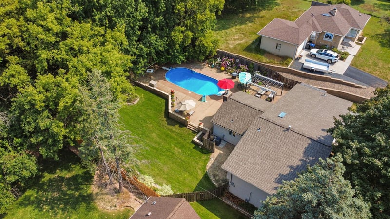 283 Capitol View Ave, Roseville, MN 55113