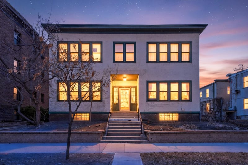 611 E 16th St #1, Minneapolis, MN 55404
