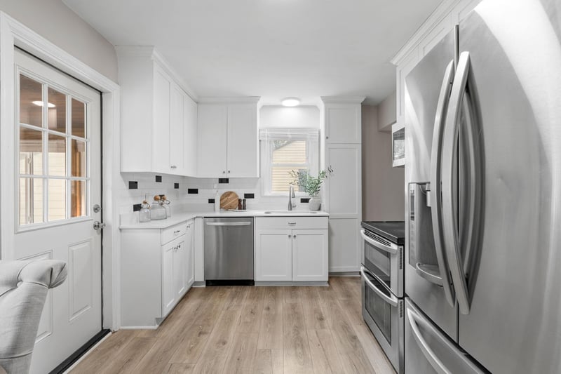 7041 Garfield Ave, Richfield, MN 55423