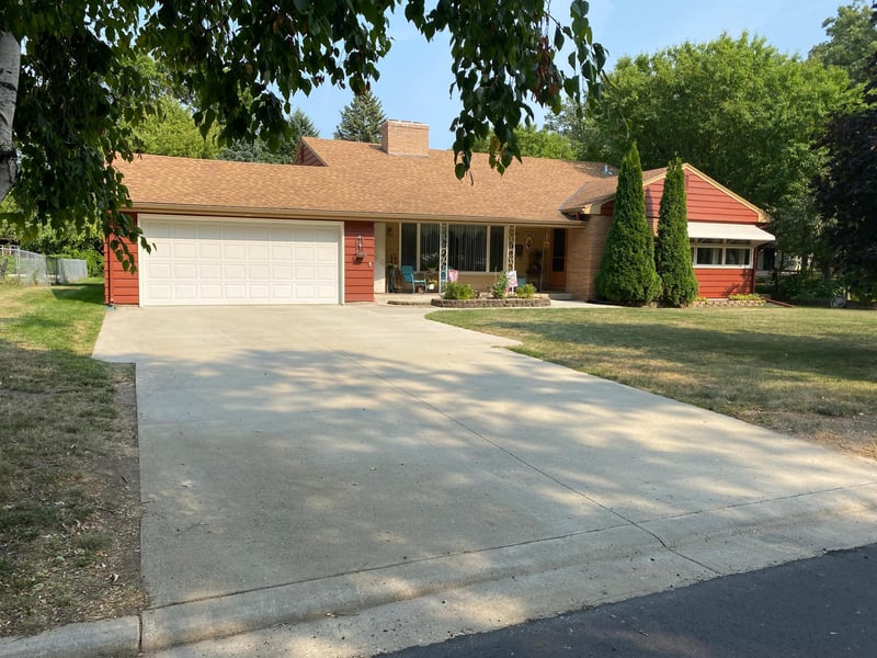 1119 Lake St, Alexandria, MN 56308