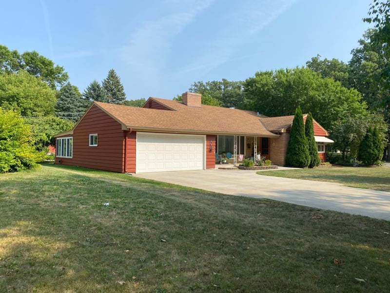 1119 Lake St, Alexandria, MN 56308