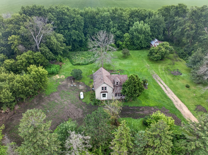 33286 650th Ave, Sargeant, MN 55973