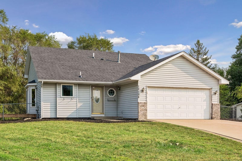 12158 Tulip St NW, Coon Rapids, MN 55433