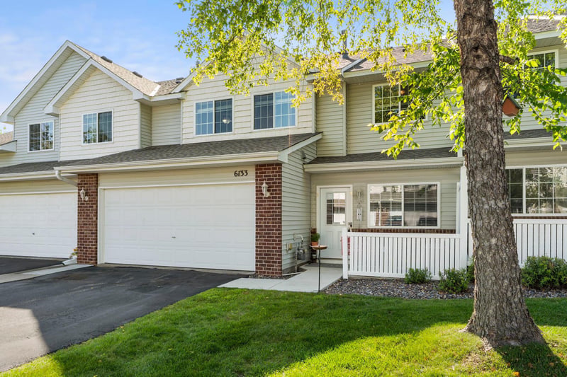 6133 Maclynn Ave NE, Albertville, MN 55301