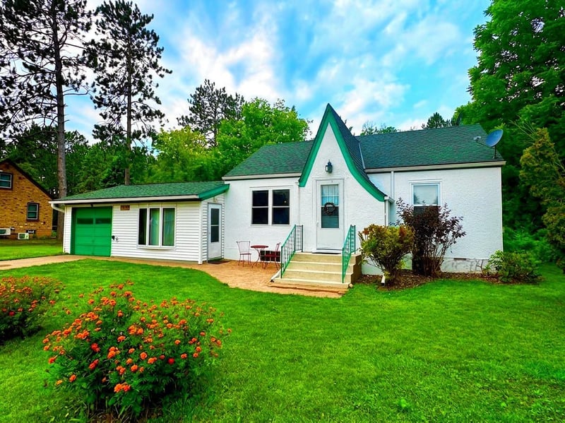 319 Pine St S, Onamia, MN 56359