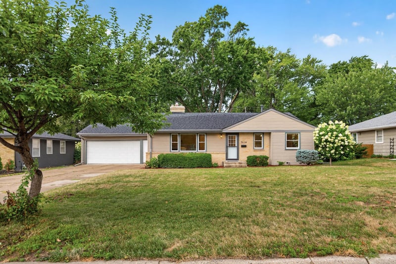 7614 Dupont Ave S, Richfield, MN 55423
