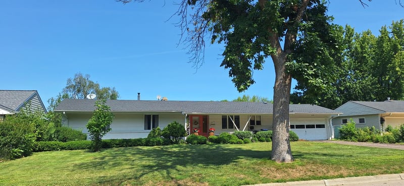 5212 W 61st St, Edina, MN 55436