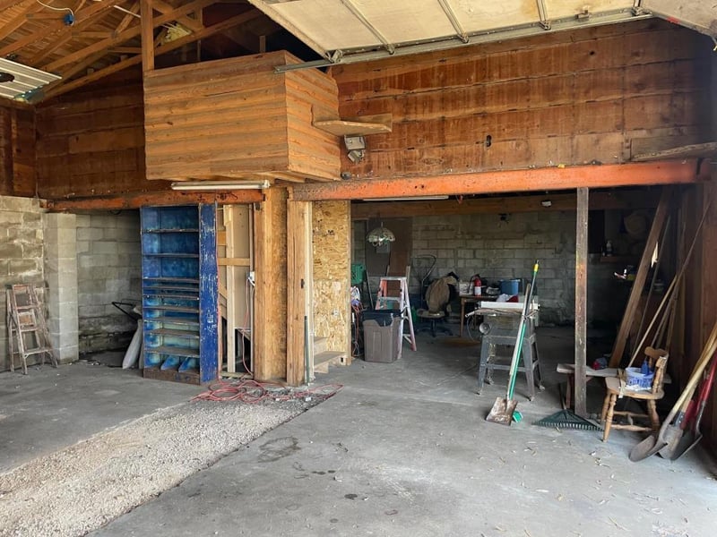 1200 Main St W, Carver, MN 55315