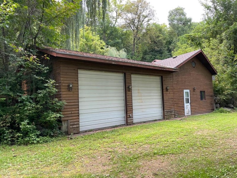 1200 Main St W, Carver, MN 55315