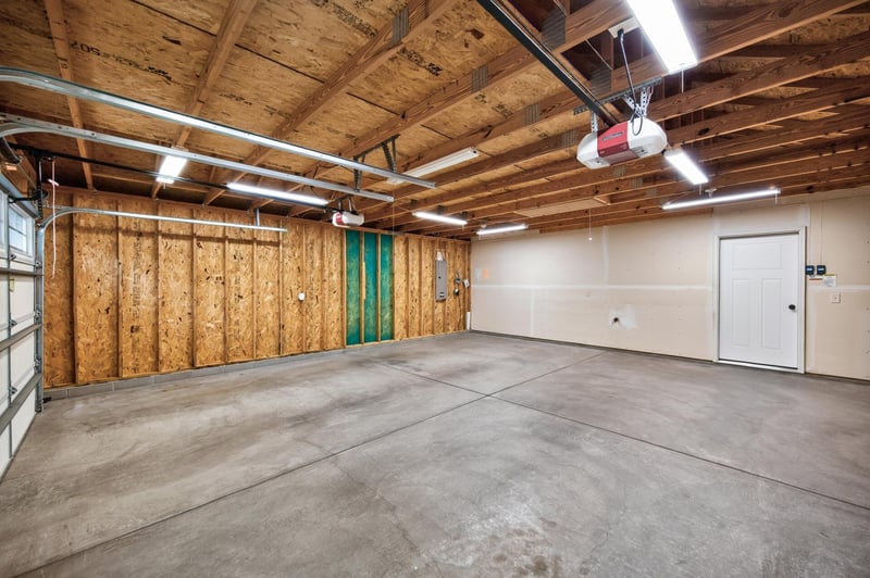 1012 Golden Way NW, Isanti, MN 55040