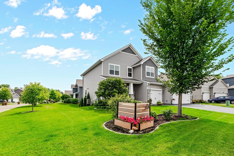 14187 Oneka Pw N, Hugo, MN 55038