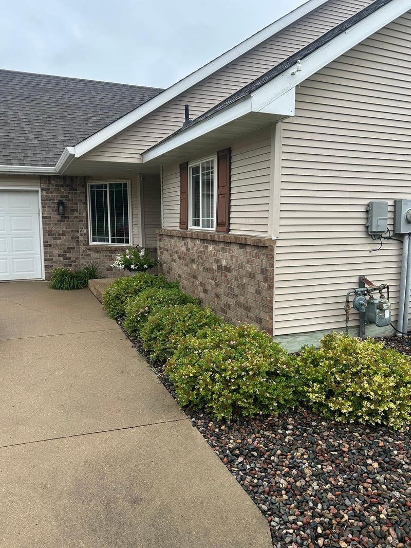 3310 Eagle Ridge Dr W, Willmar, MN 56201