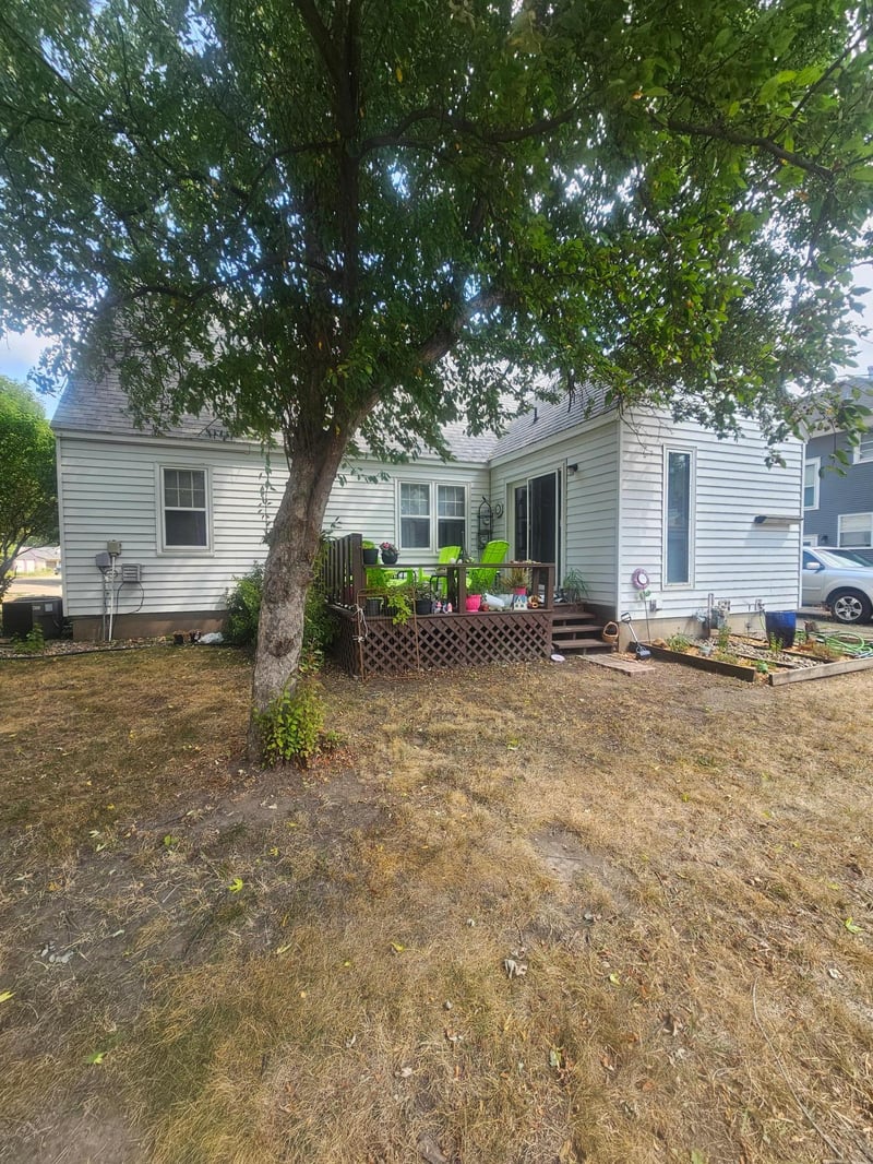 715 N Mckenzie St, Luverne, MN 56156