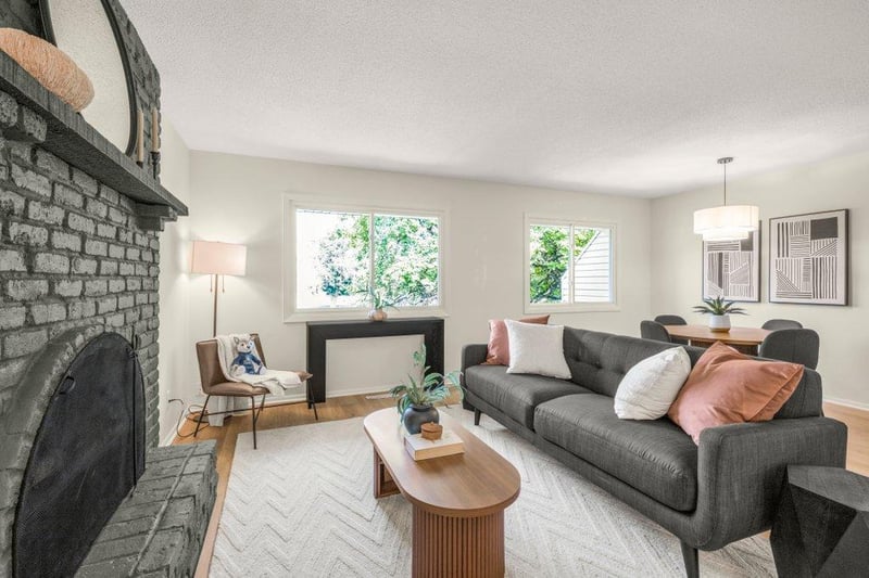 11934 70th Pl N, Maple Grove, MN 55369
