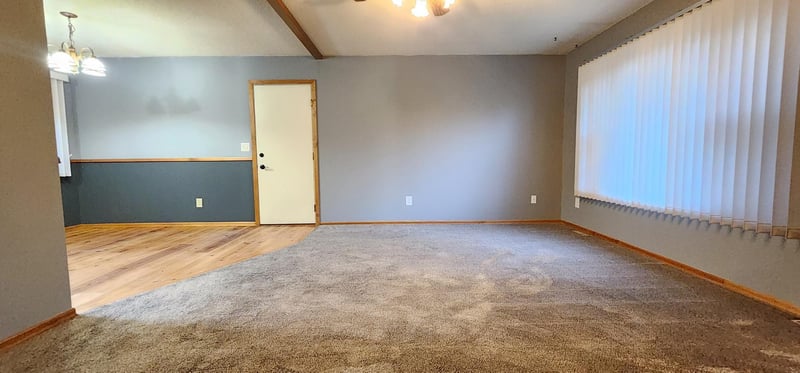 217 8th St NW, Little Falls, MN 56345